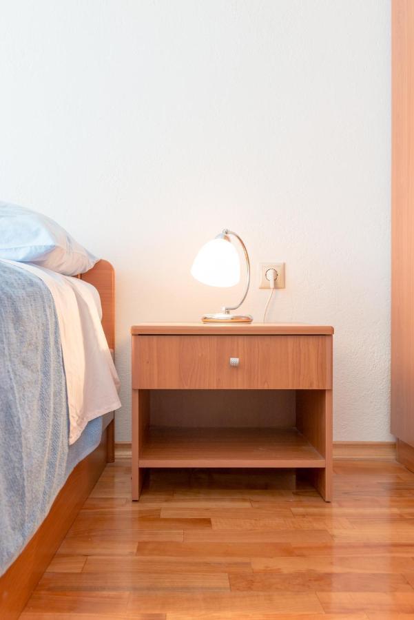 Apartmani Mirta Omis A Extérieur photo